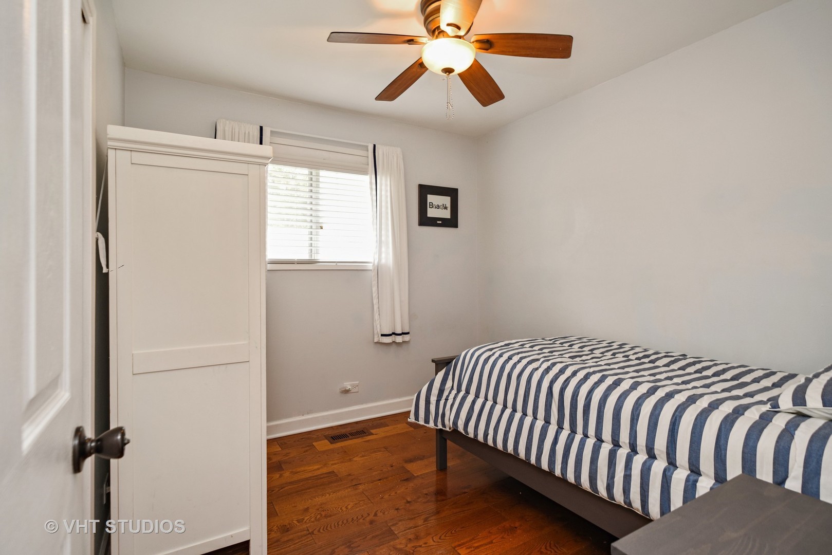 123 Woodland Road, Libertyville, IL 60048