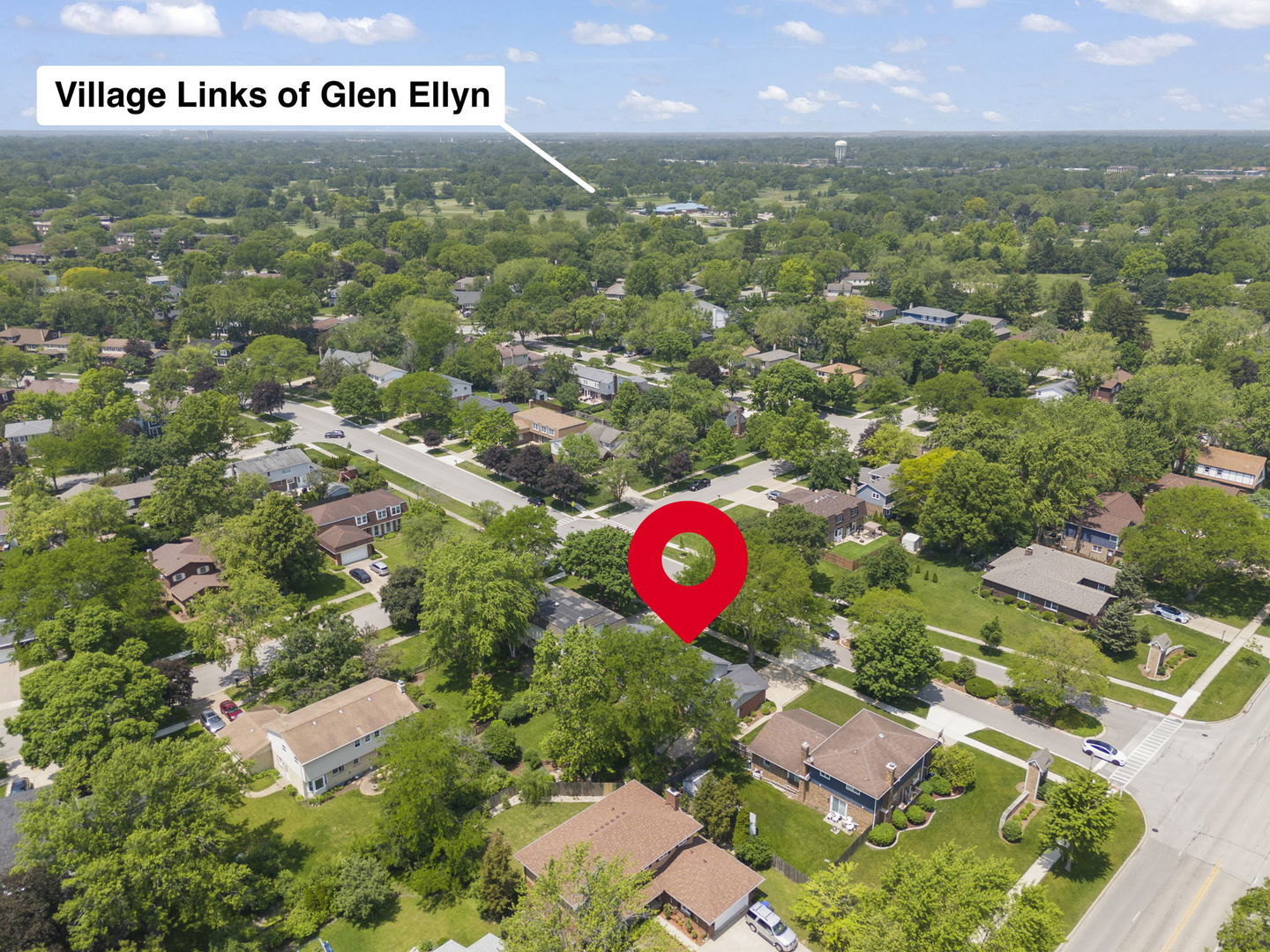 595 Raintree Drive, Glen Ellyn, IL 60137