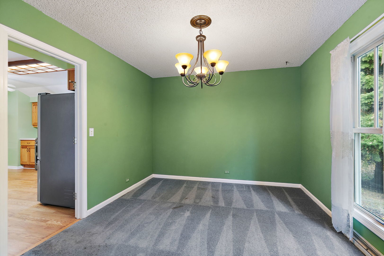 517 Sheffield Road, Naperville, IL 60565