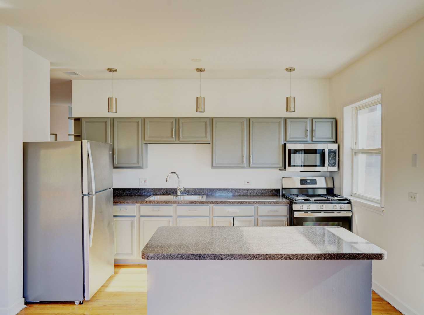 757 S Independence Boulevard #3S, Chicago, IL 60624