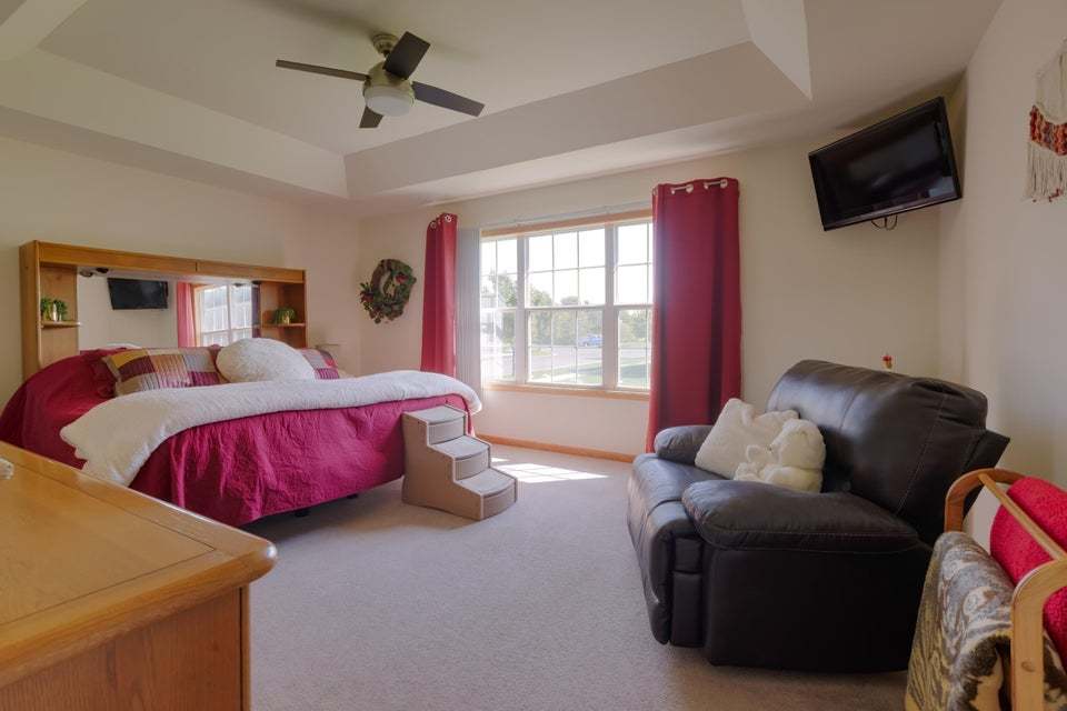 10123 Azalea Drive, Crown Point, IN 46307