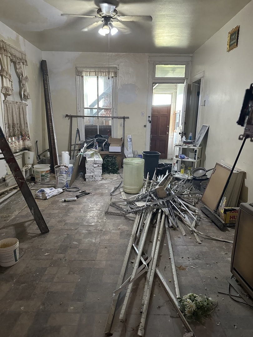 2738 S Christiana Avenue, Chicago, IL 60623