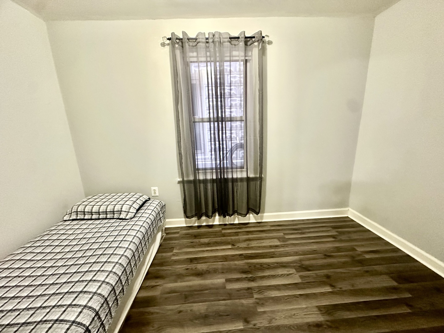 2738 S Christiana Avenue, Chicago, IL 60623