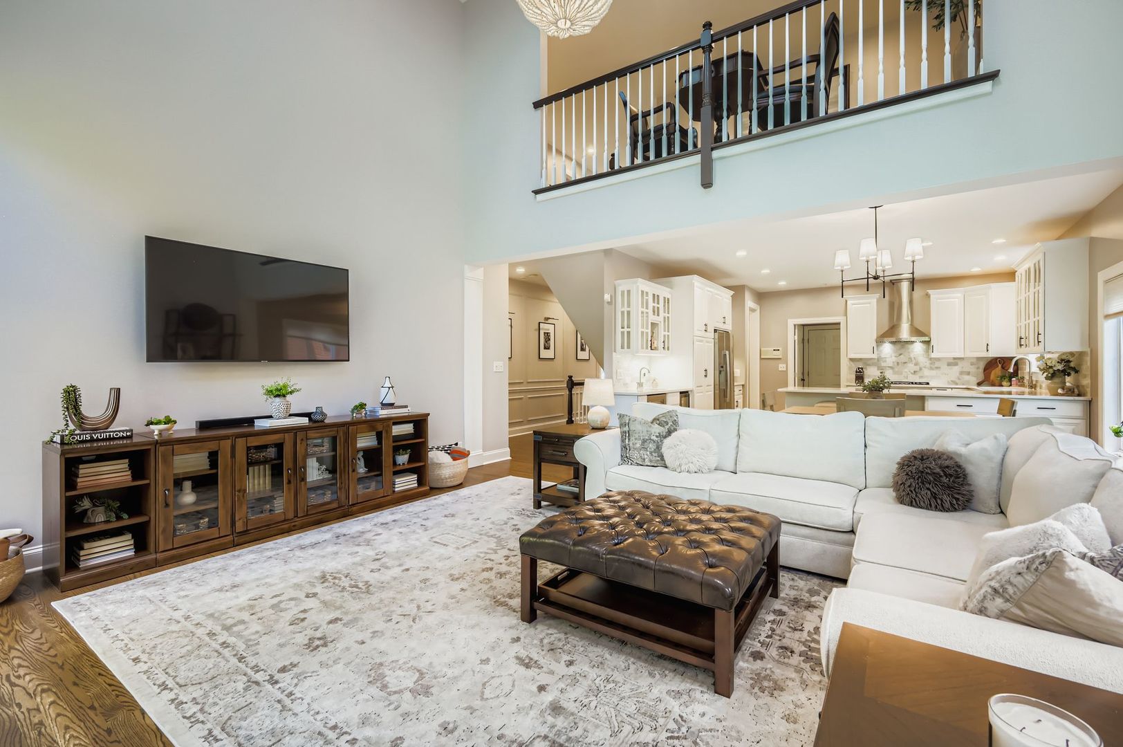 28 Windsor Drive, Elmhurst, IL 60126