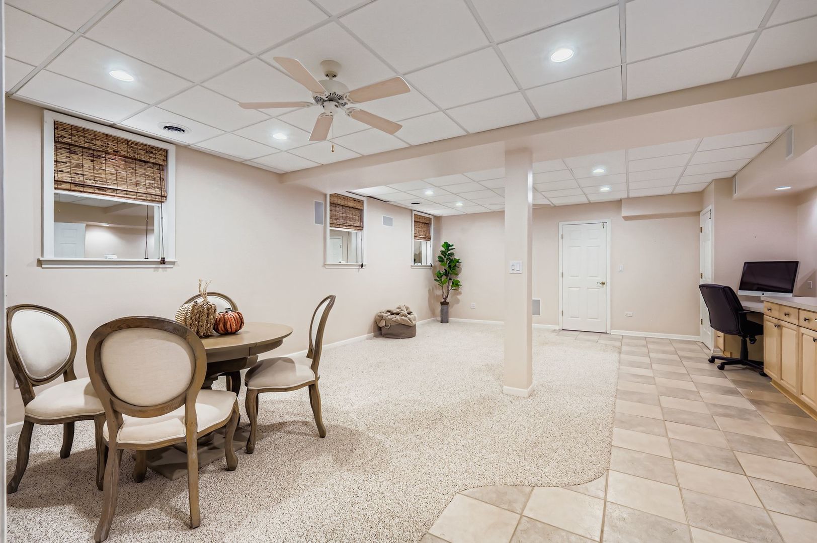 28 Windsor Drive, Elmhurst, IL 60126