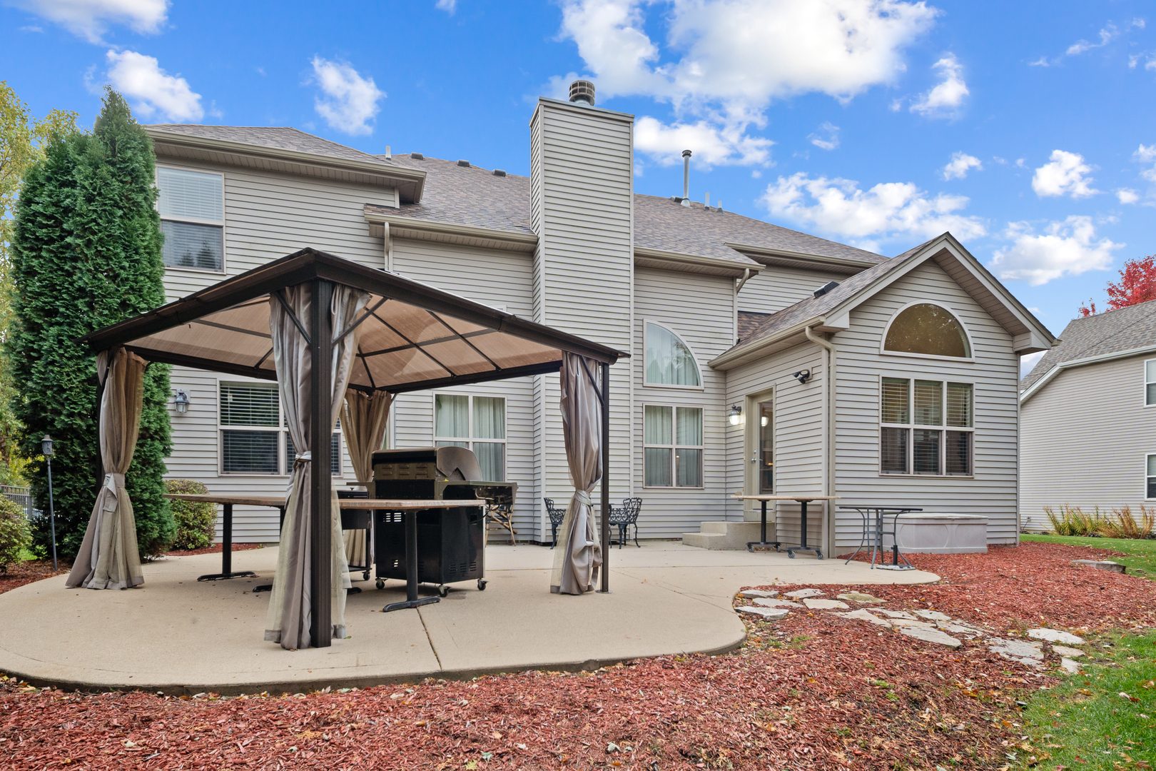 1161 Kate Drive, Yorkville, IL 60560