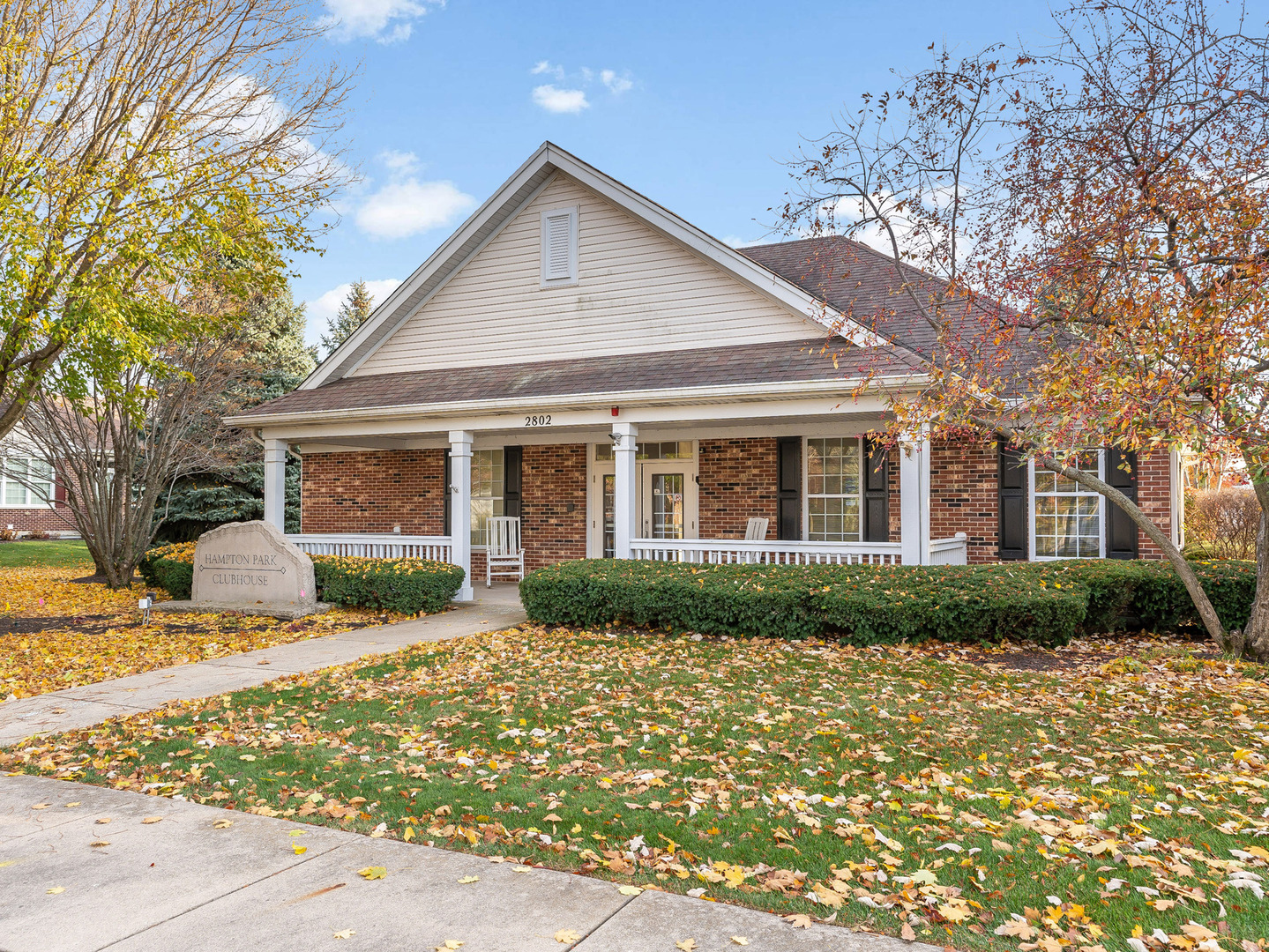 2805 Bond Circle #2805, Naperville, IL 60563