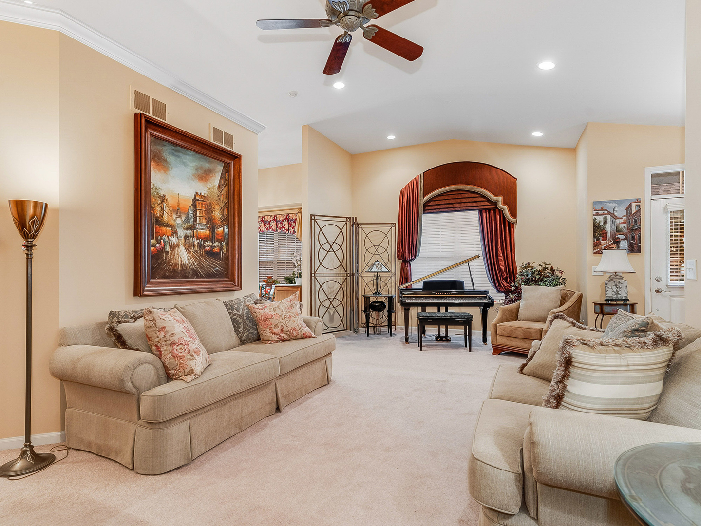 2805 Bond Circle #2805, Naperville, IL 60563