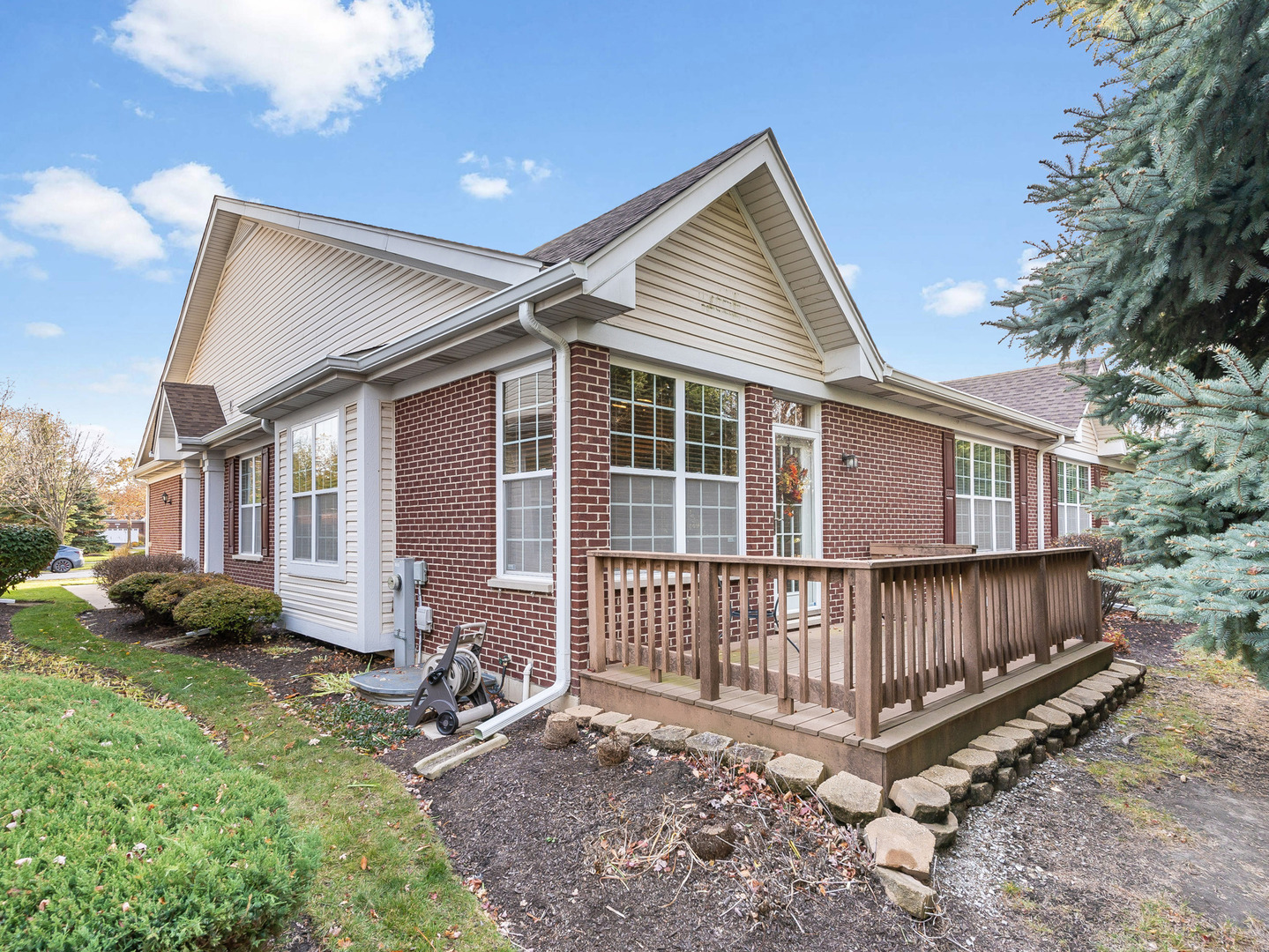 2805 Bond Circle #2805, Naperville, IL 60563