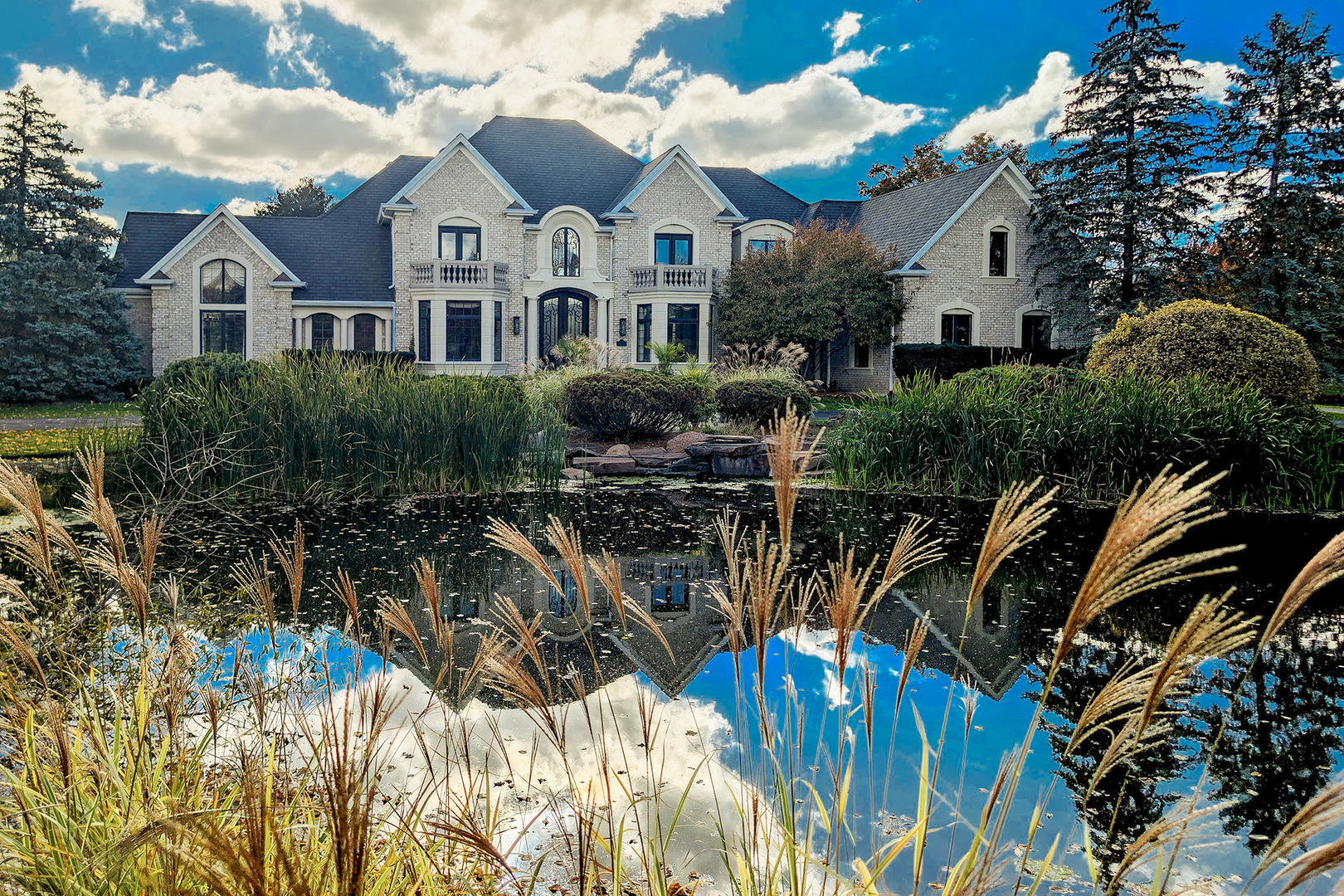 5N195 Dover Hill Road, St. Charles, IL 60175