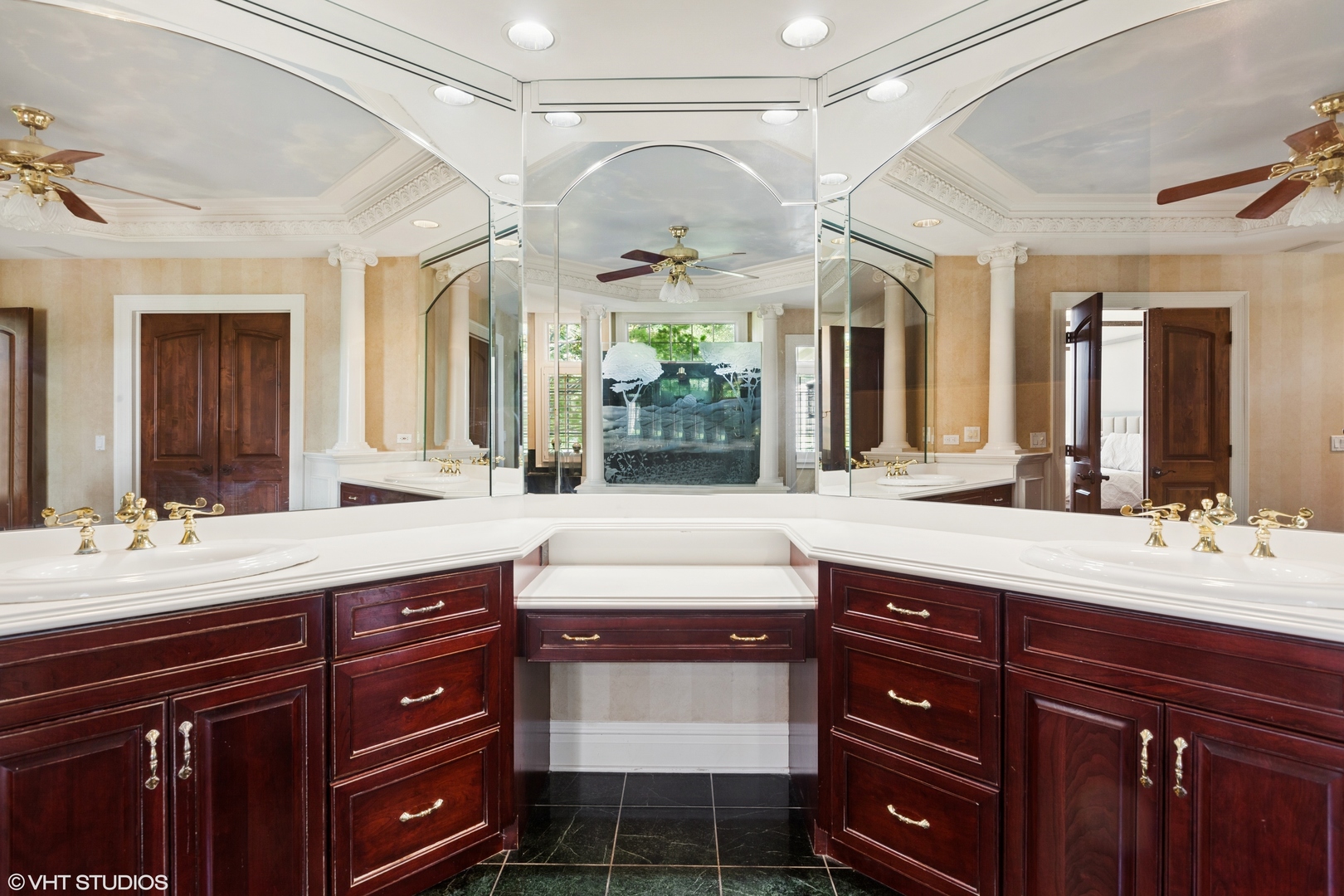 5N195 Dover Hill Road, St. Charles, IL 60175