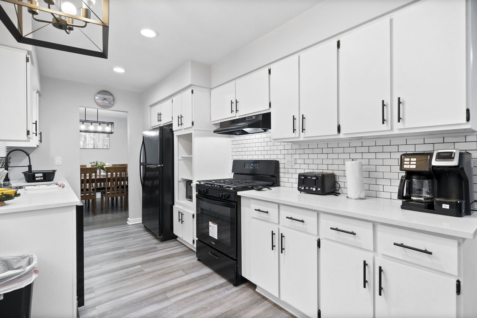 325 W Central Avenue, Lombard, IL 60148