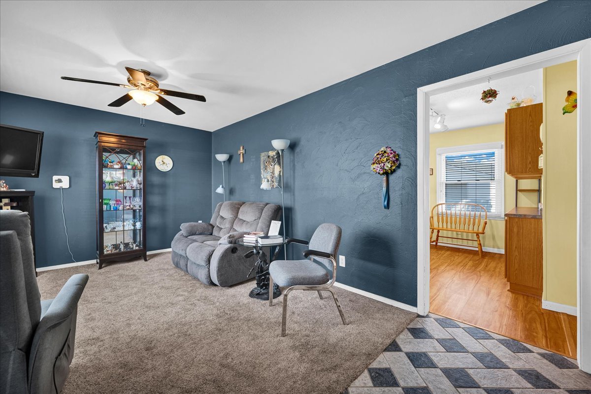 305 N Church Street, Carlock, IL 61725