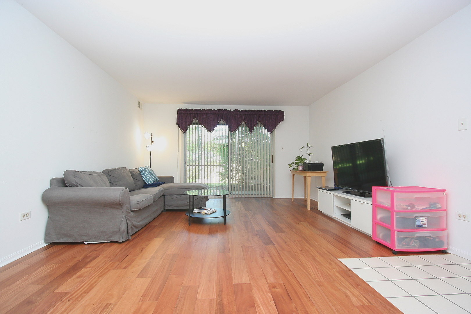 6143 Knollwood Road #106, Willowbrook, IL 60527