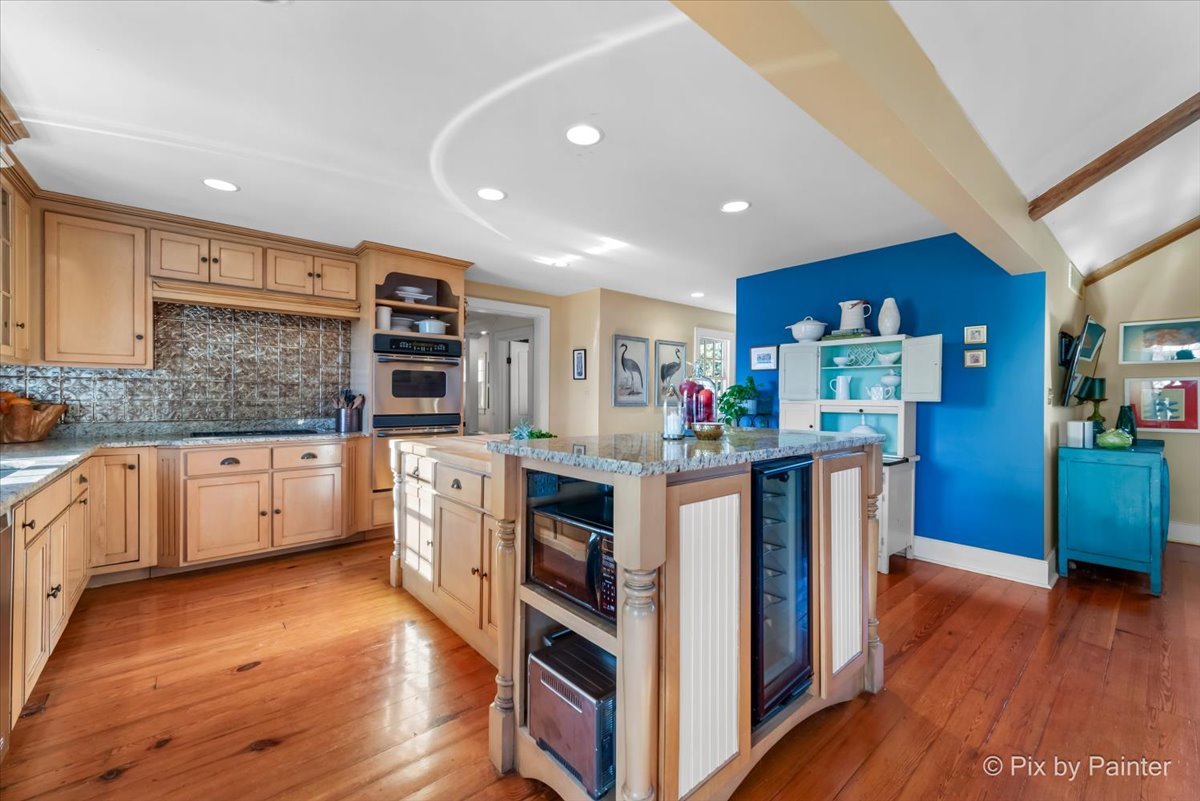 3N369 Lafox Road, St. Charles, IL 60175