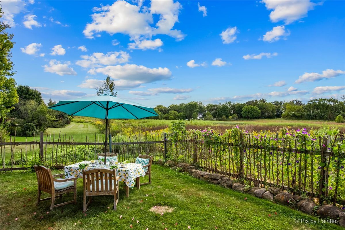 3N369 Lafox Road, St. Charles, IL 60175