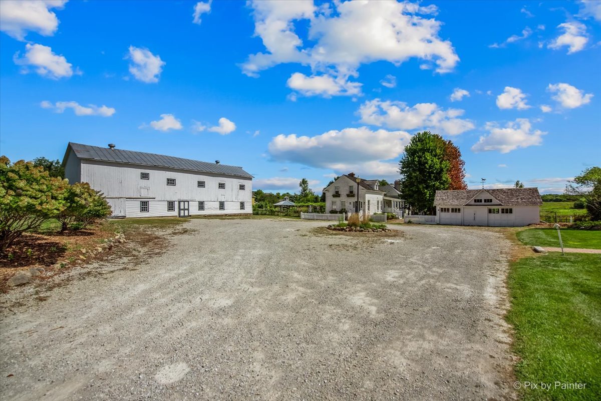 3N369 Lafox Road, St. Charles, IL 60175