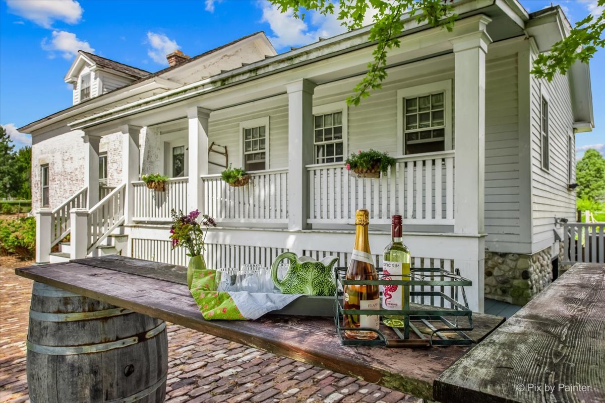 3N369 Lafox Road, St. Charles, IL 60175