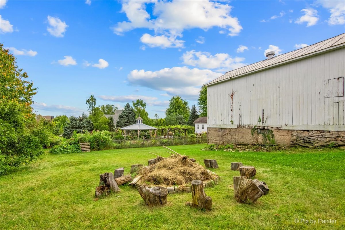 3N369 Lafox Road, St. Charles, IL 60175