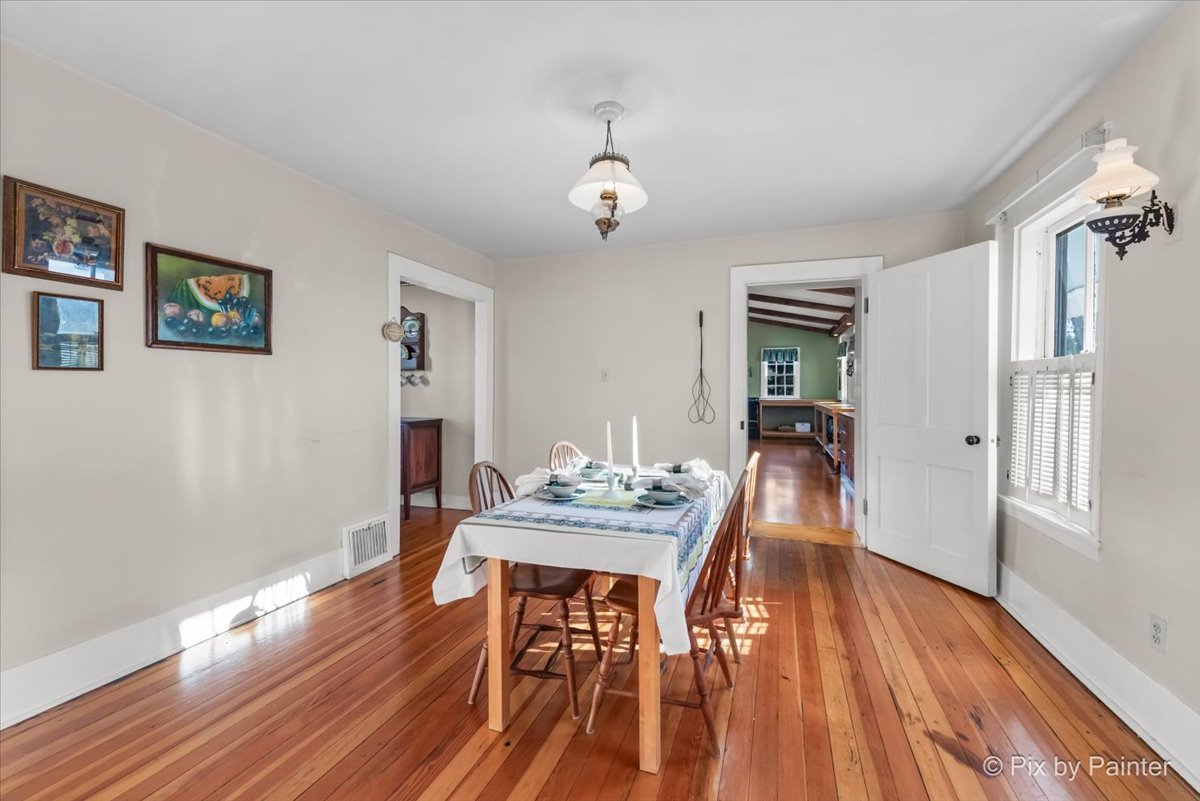 3N369 Lafox Road, St. Charles, IL 60175