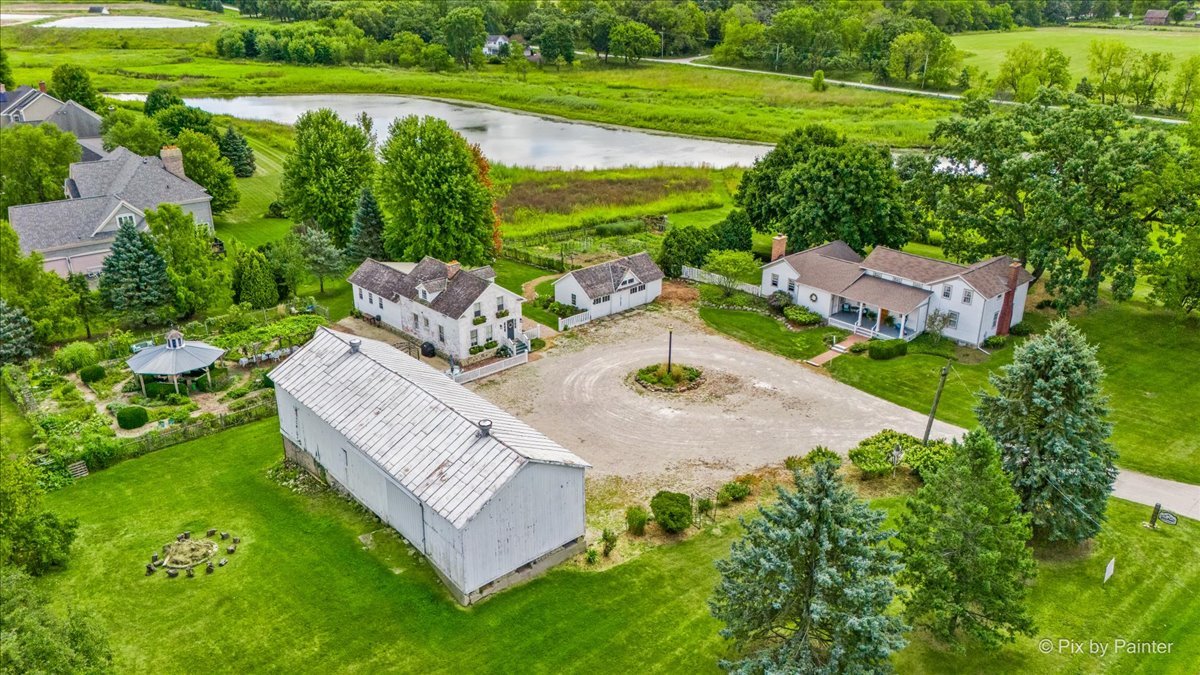 3N369 Lafox Road, St. Charles, IL 60175