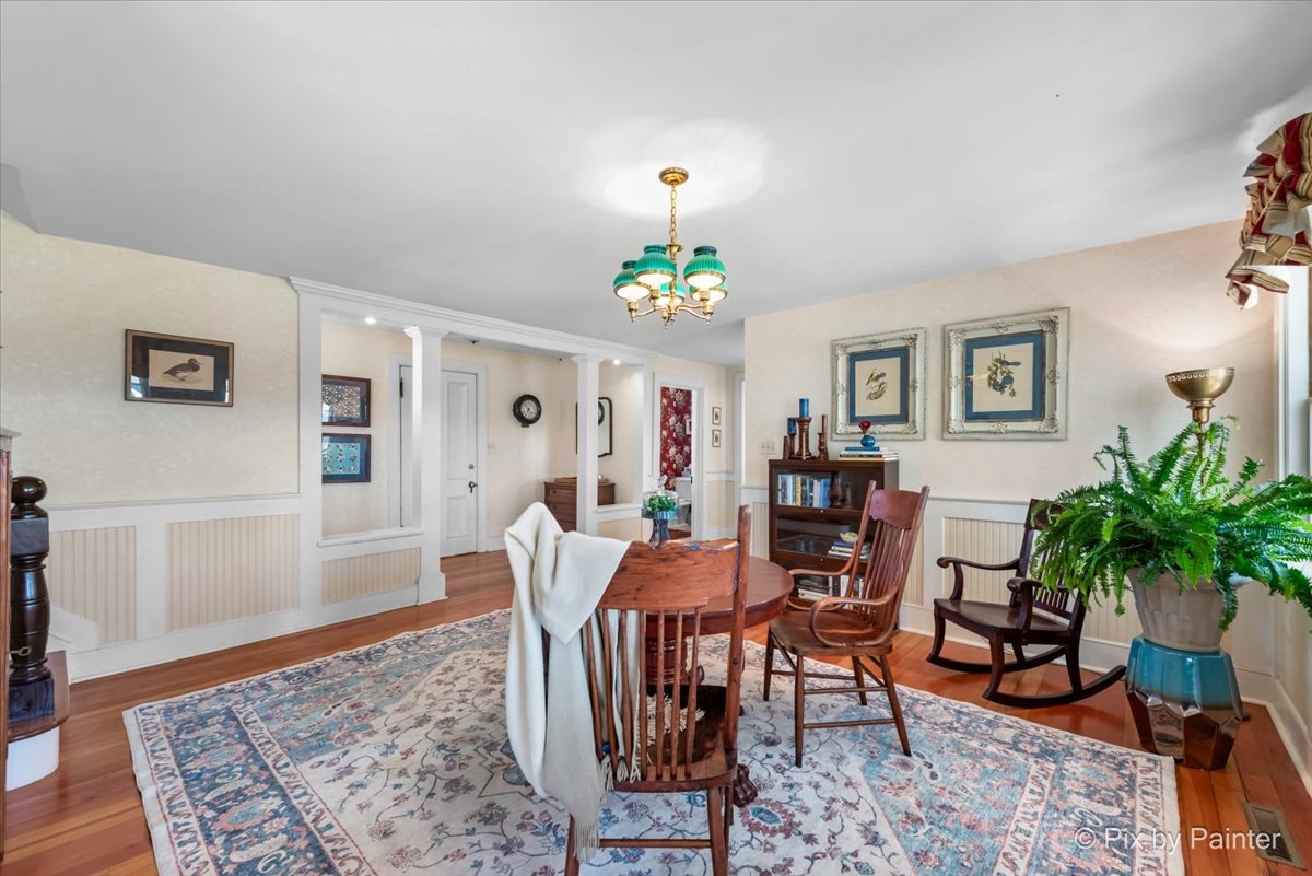 3N369 Lafox Road, St. Charles, IL 60175