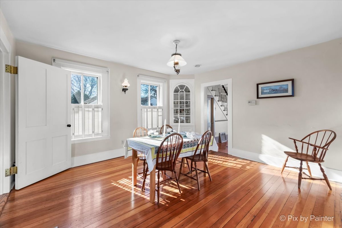 3N369 Lafox Road, St. Charles, IL 60175