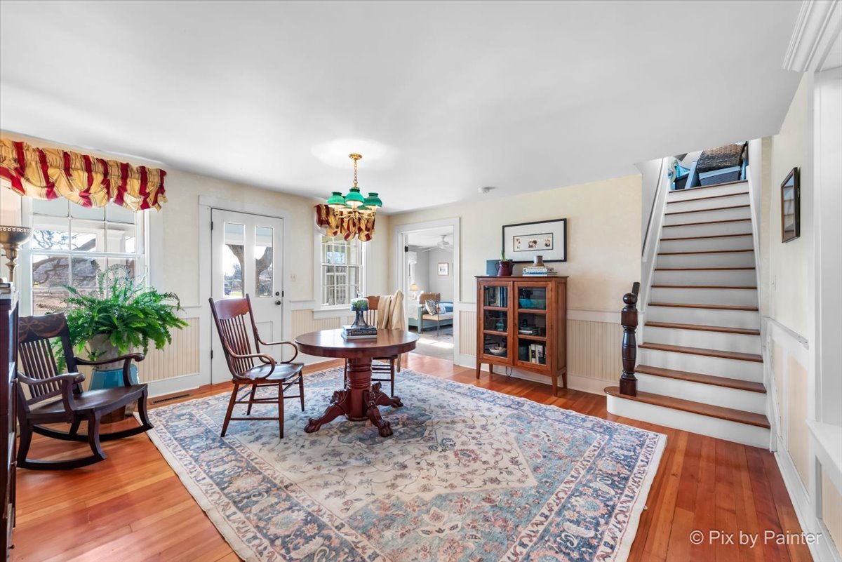 3N369 Lafox Road, St. Charles, IL 60175