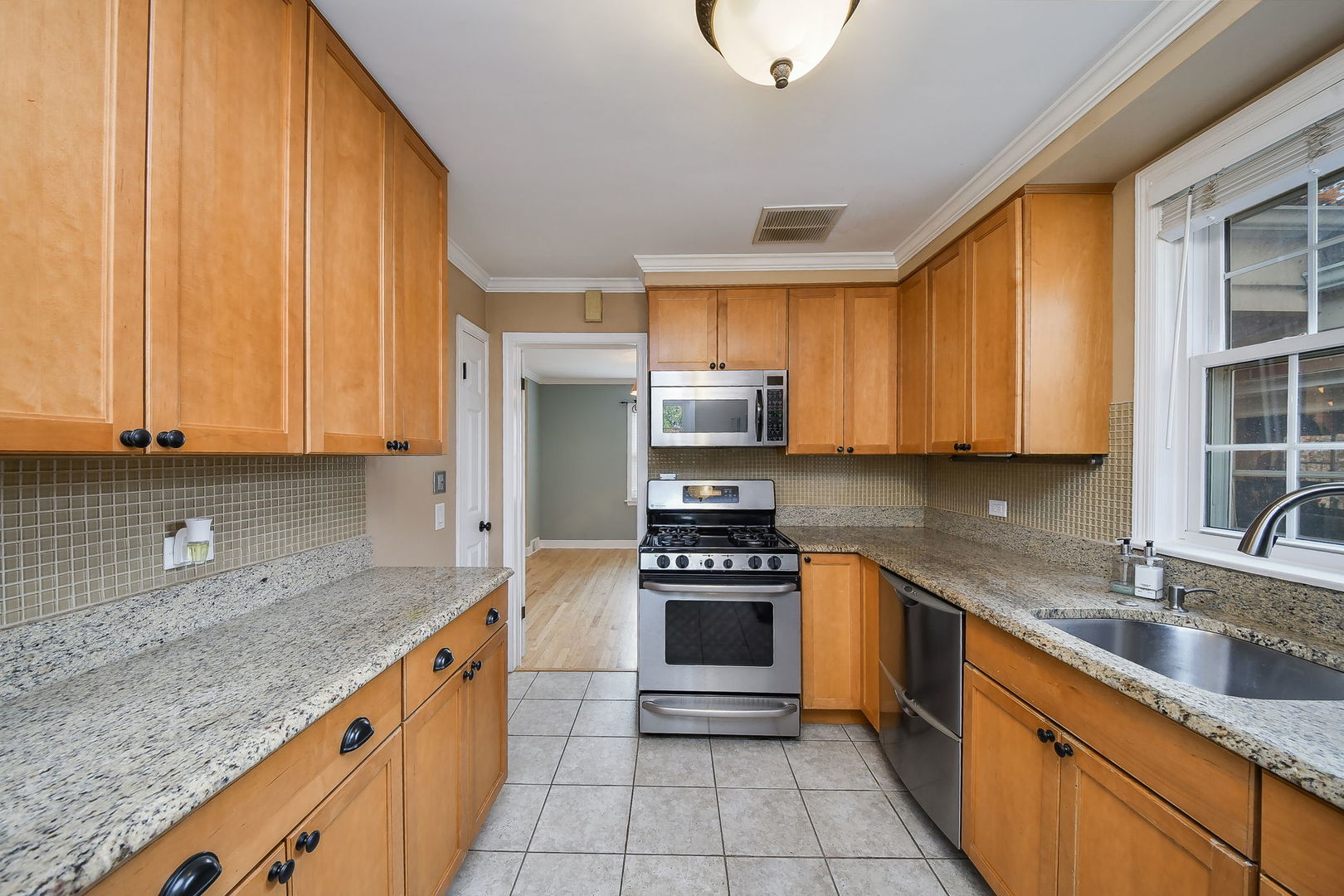 Glen Ellyn, IL 60137