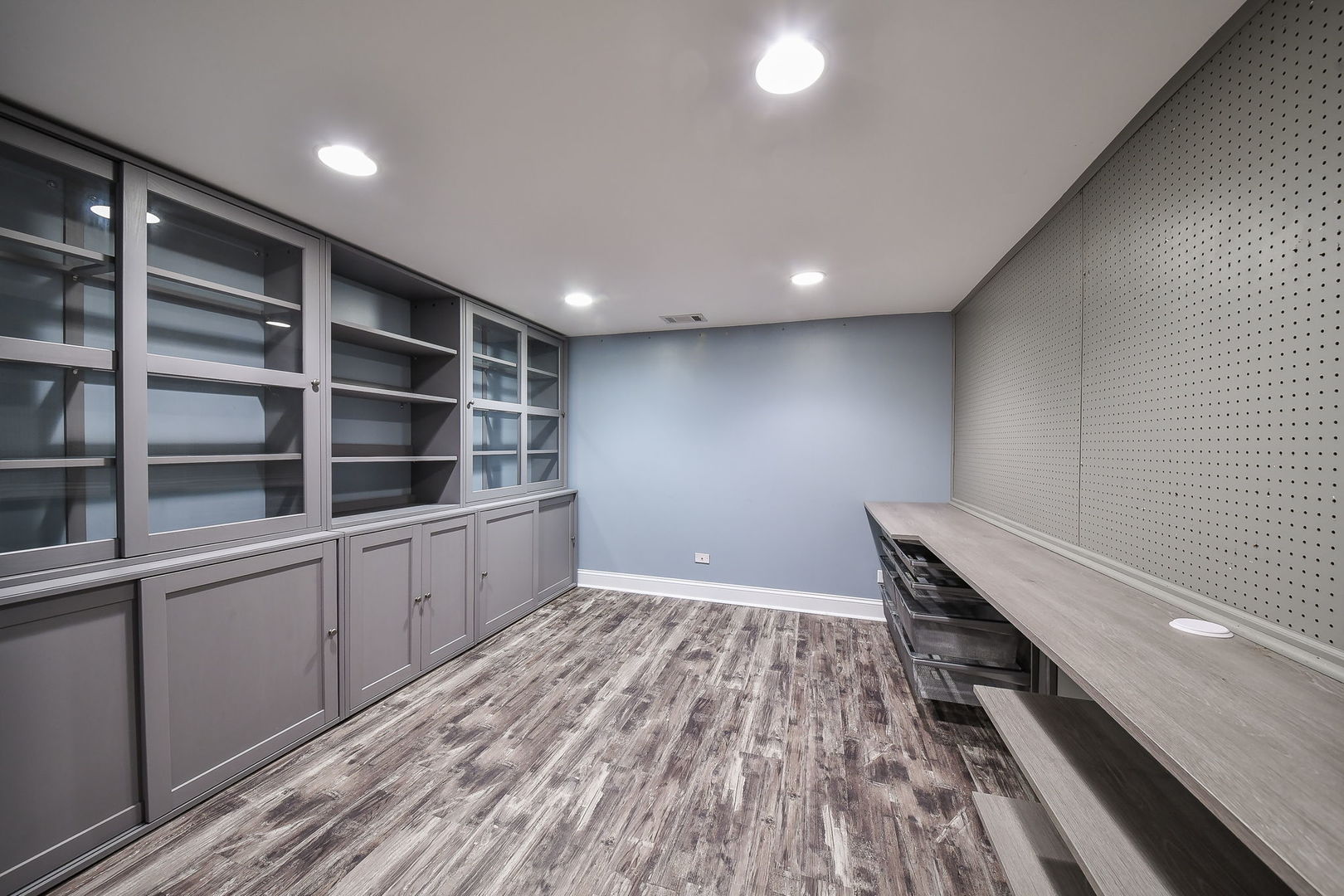 Glen Ellyn, IL 60137