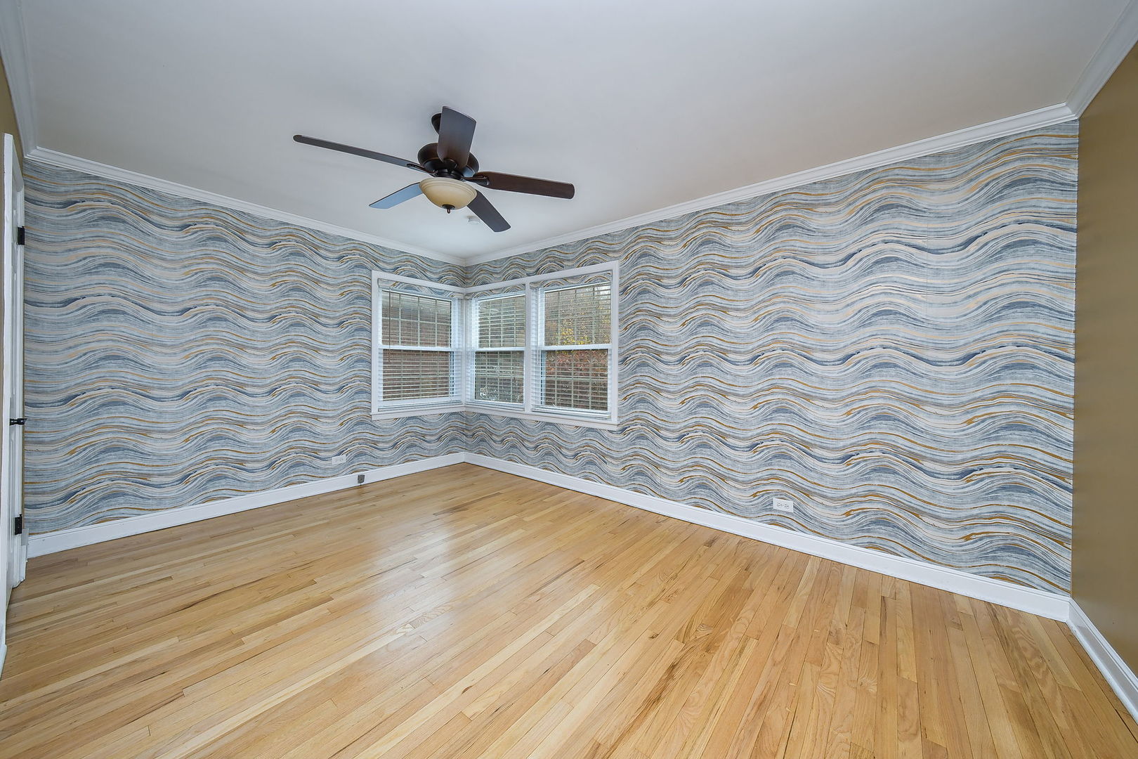 Glen Ellyn, IL 60137