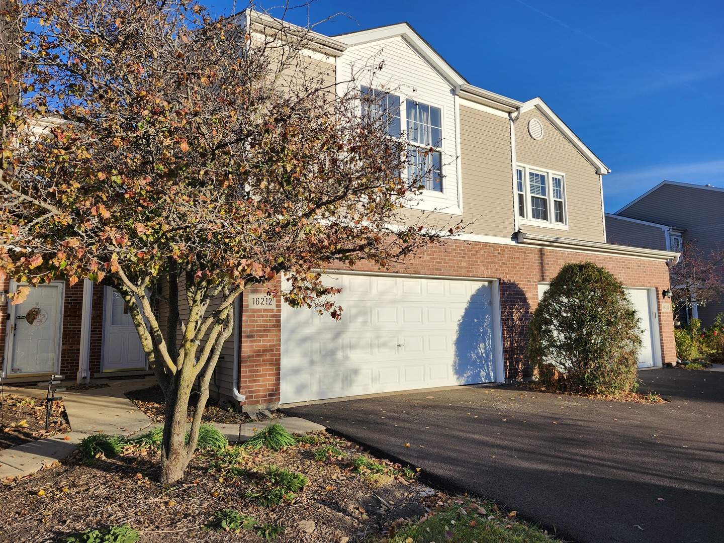 16212 Golfview Drive, Lockport, IL 60441