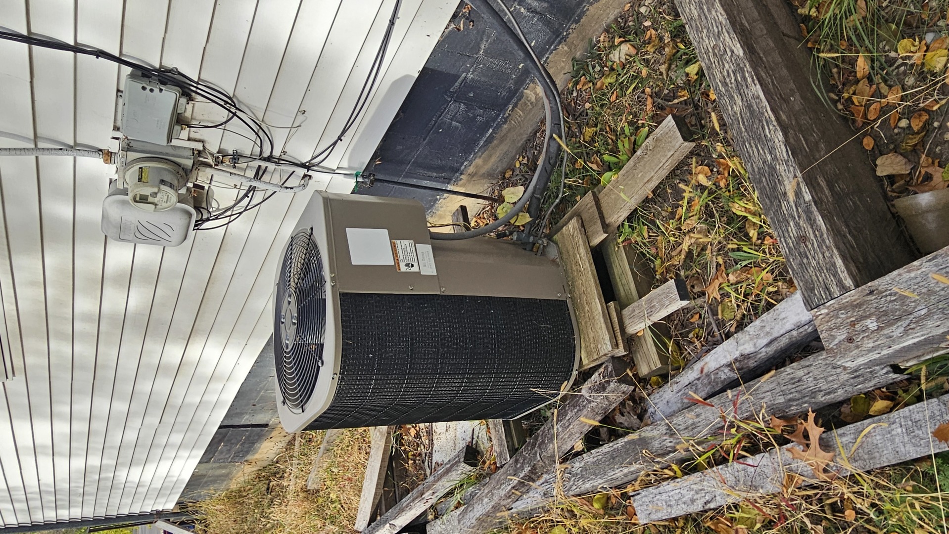 54 Hillcrest Avenue, Fox Lake, IL 60020