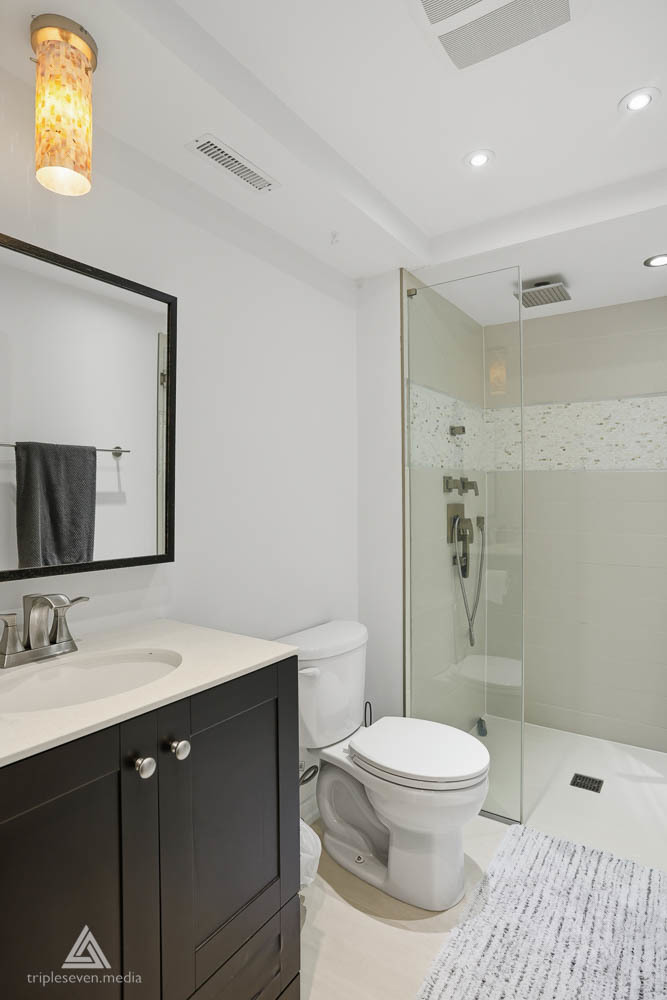 9180 South Road #D, Palos Hills, IL 60465