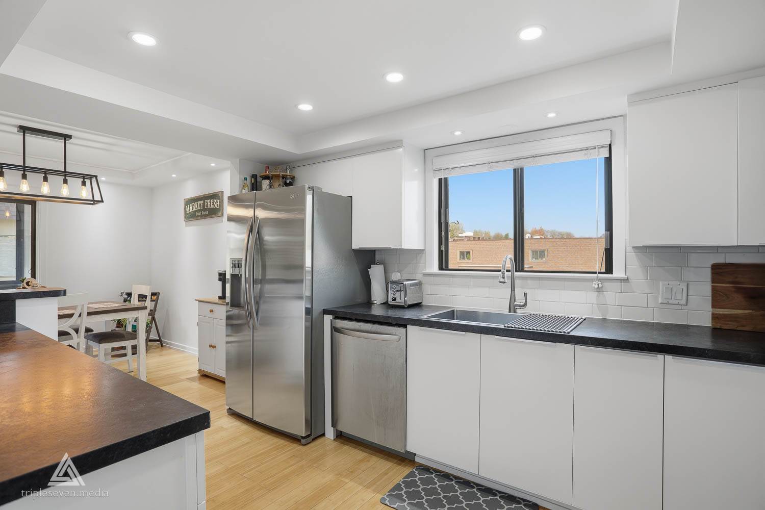 9180 South Road #D, Palos Hills, IL 60465