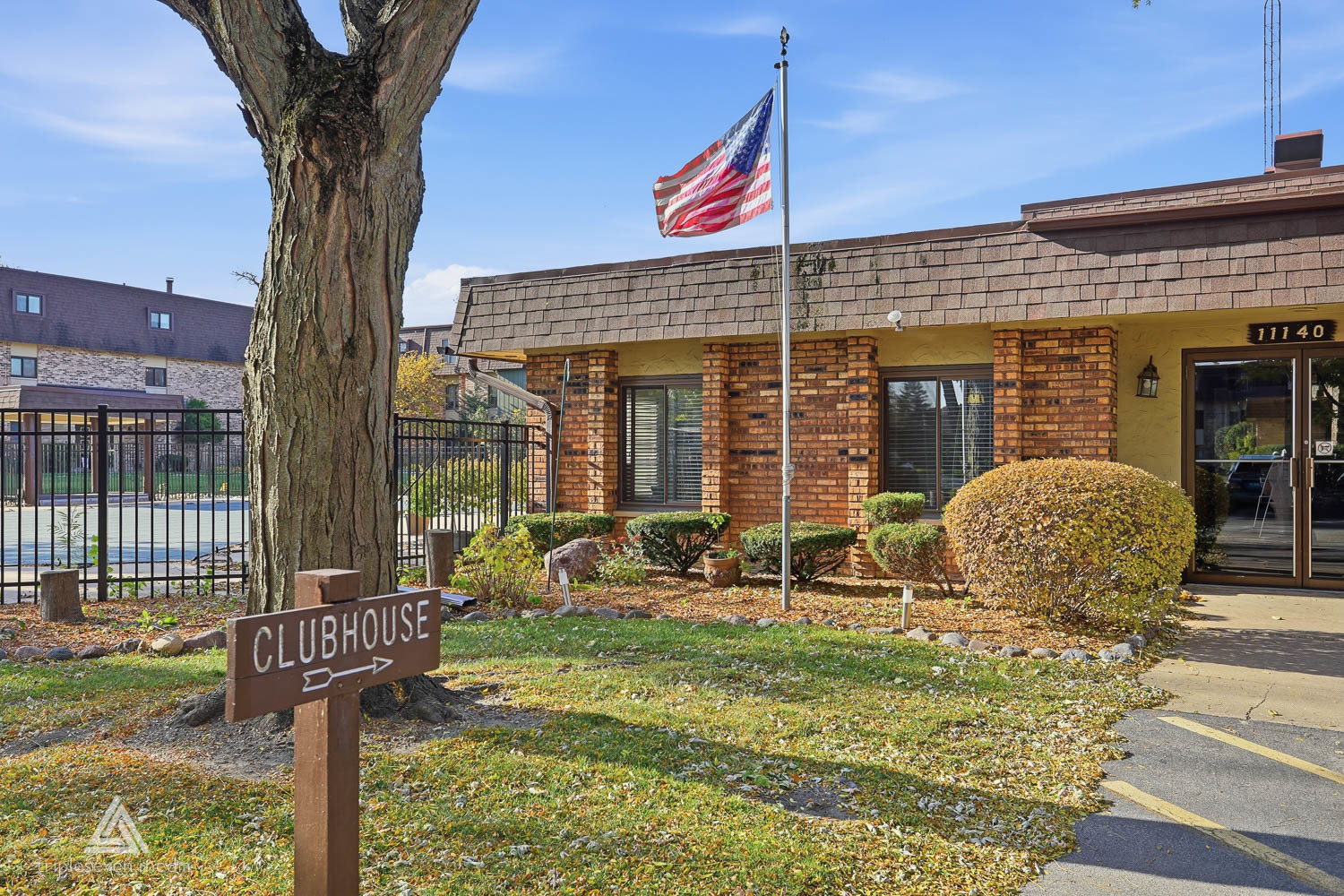 9180 South Road #D, Palos Hills, IL 60465