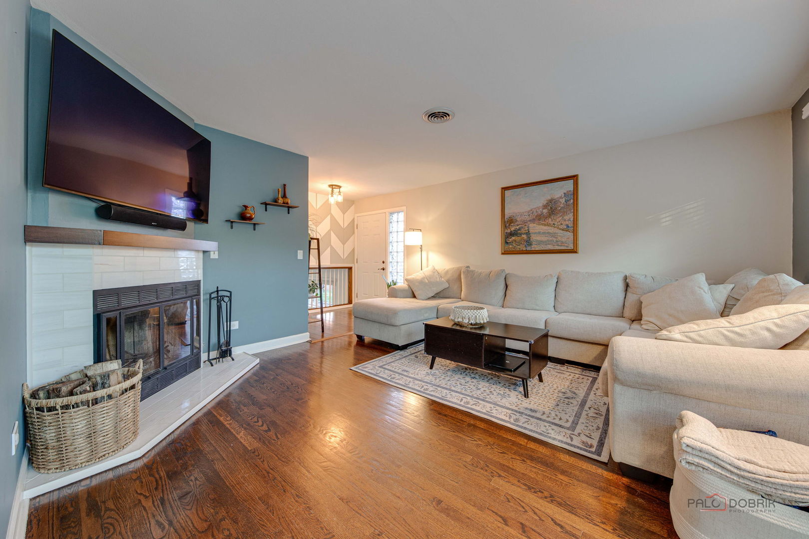 512 Lisa Road, West Dundee, IL 60118