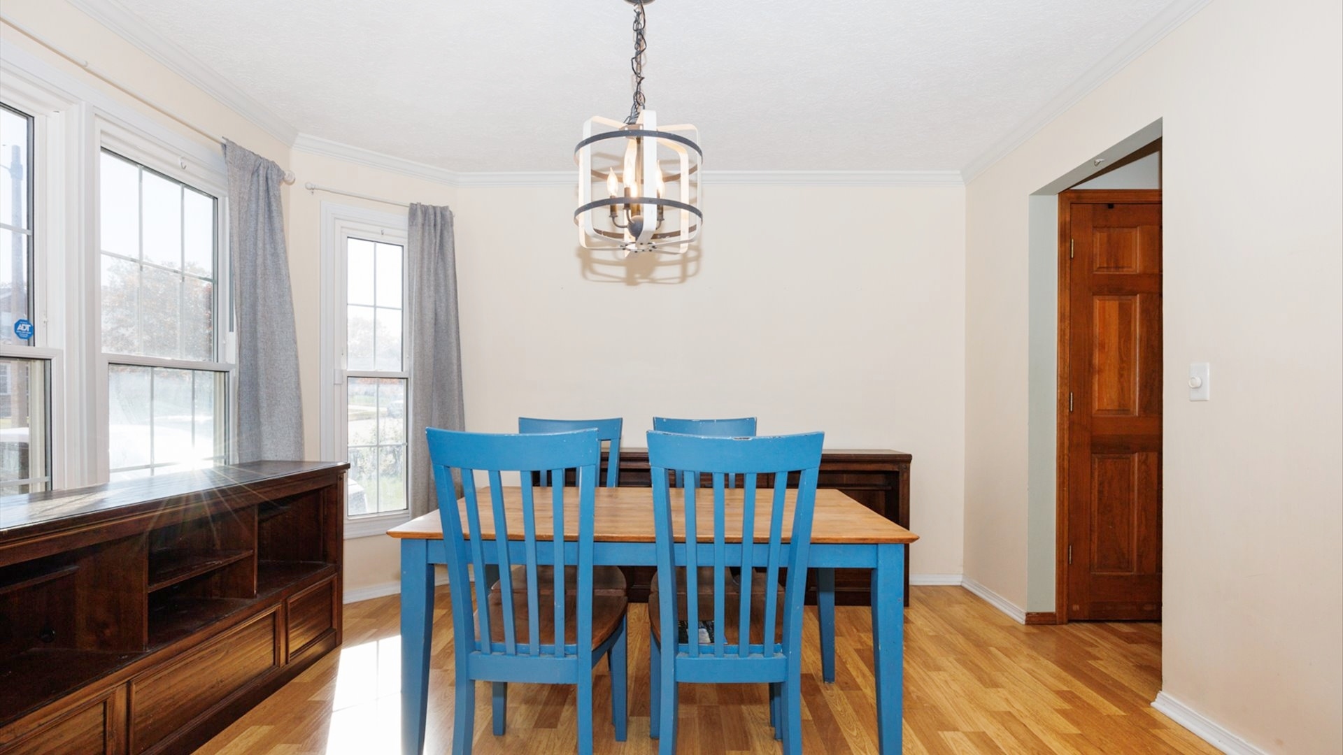 1206 Chatham Lane, Bloomington, IL 61704