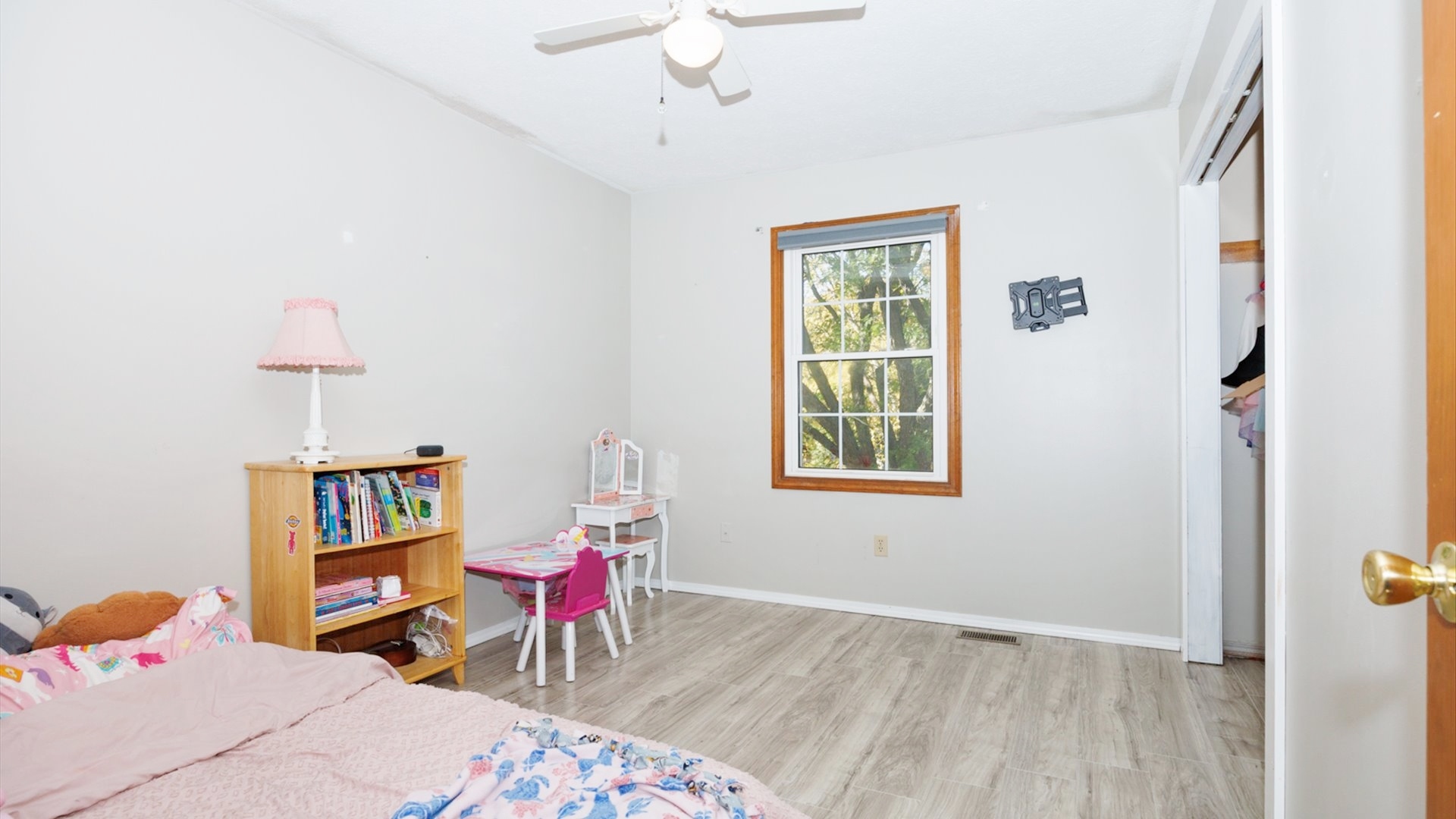 1206 Chatham Lane, Bloomington, IL 61704