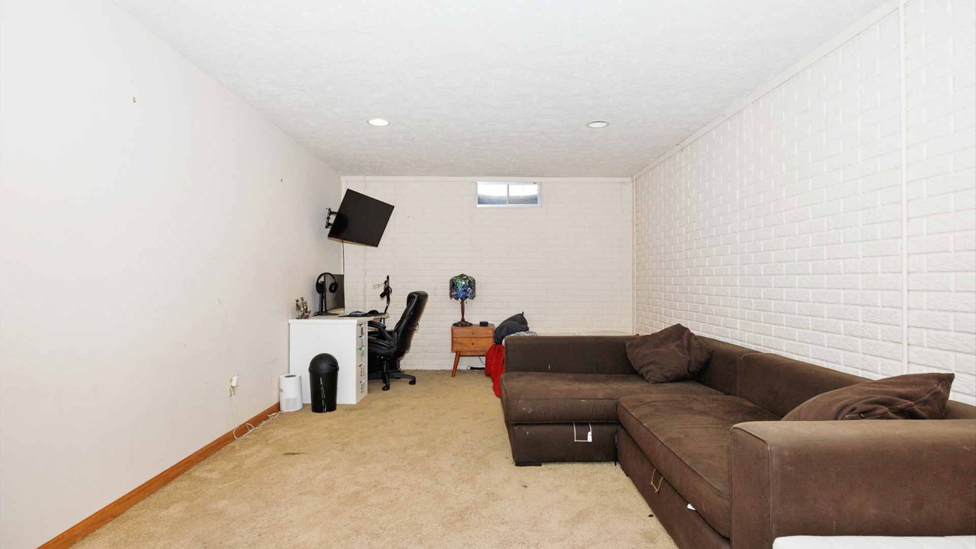 1206 Chatham Lane, Bloomington, IL 61704