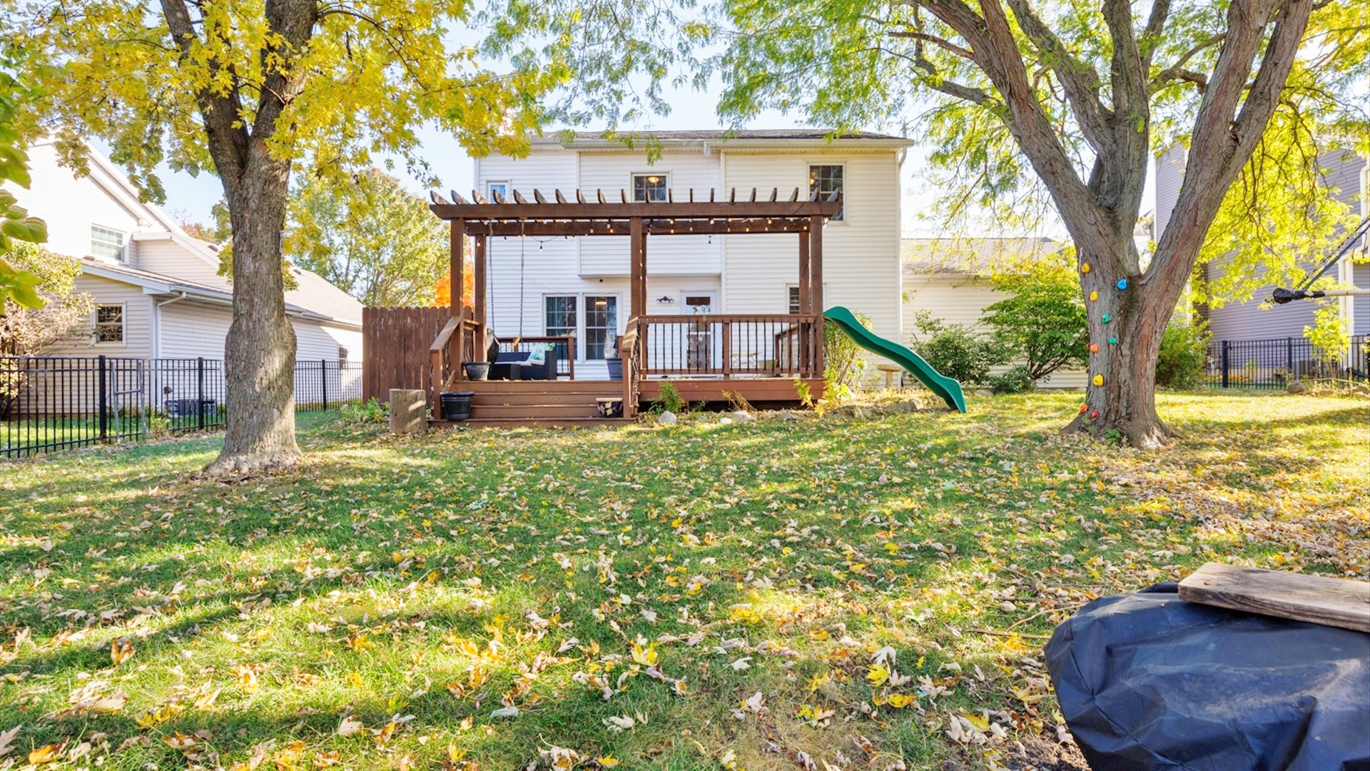 1206 Chatham Lane, Bloomington, IL 61704