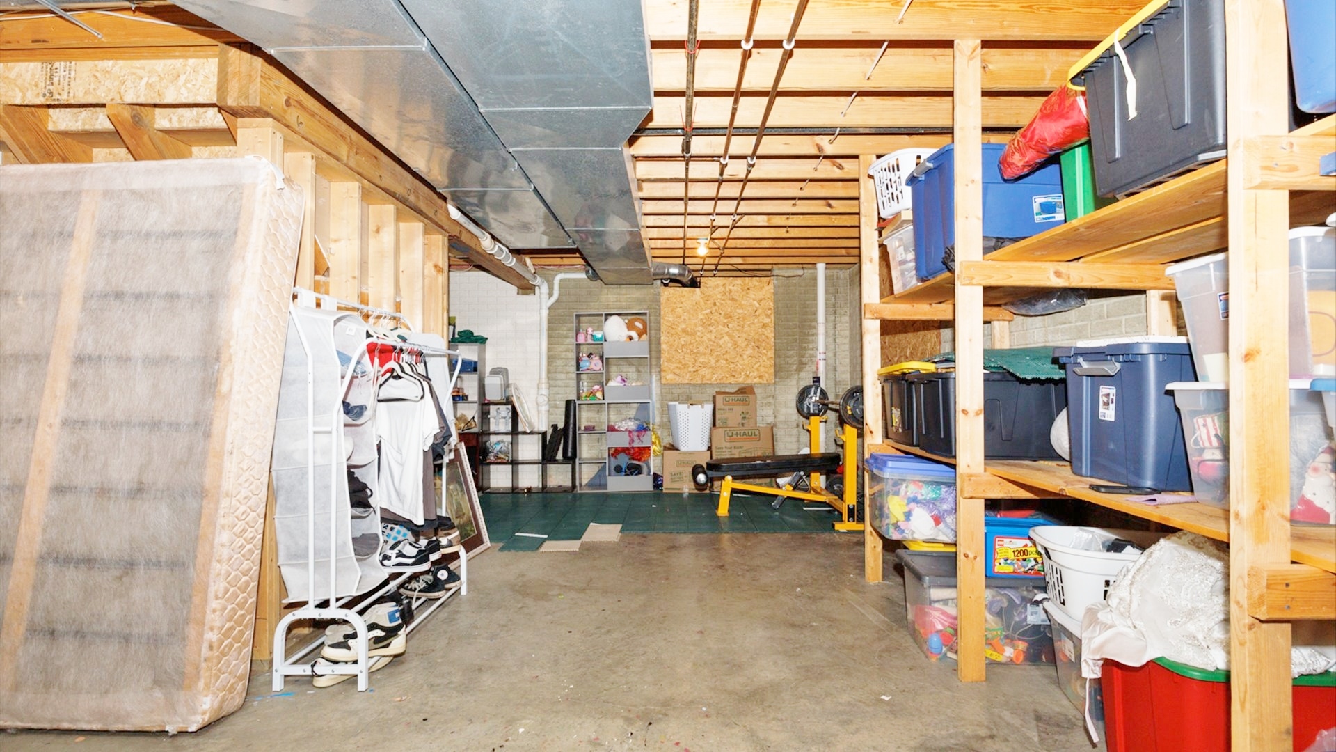 1206 Chatham Lane, Bloomington, IL 61704