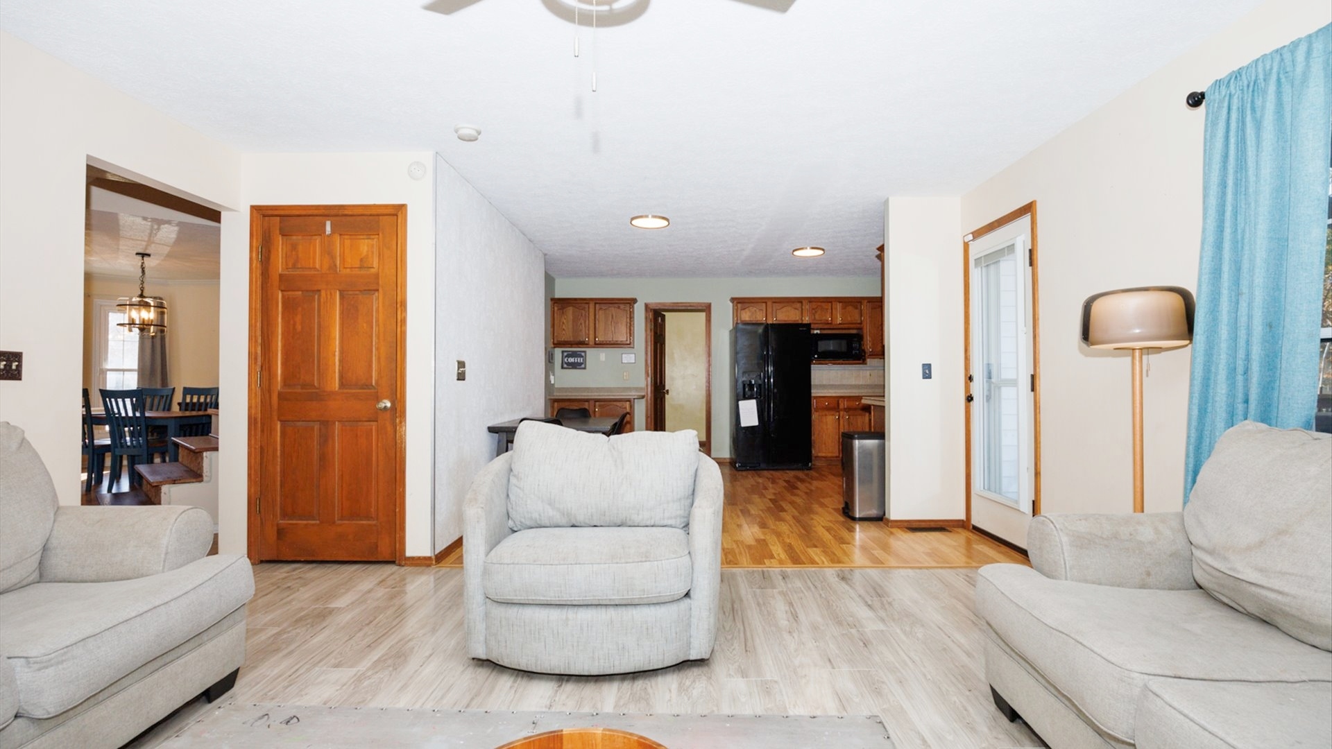 1206 Chatham Lane, Bloomington, IL 61704