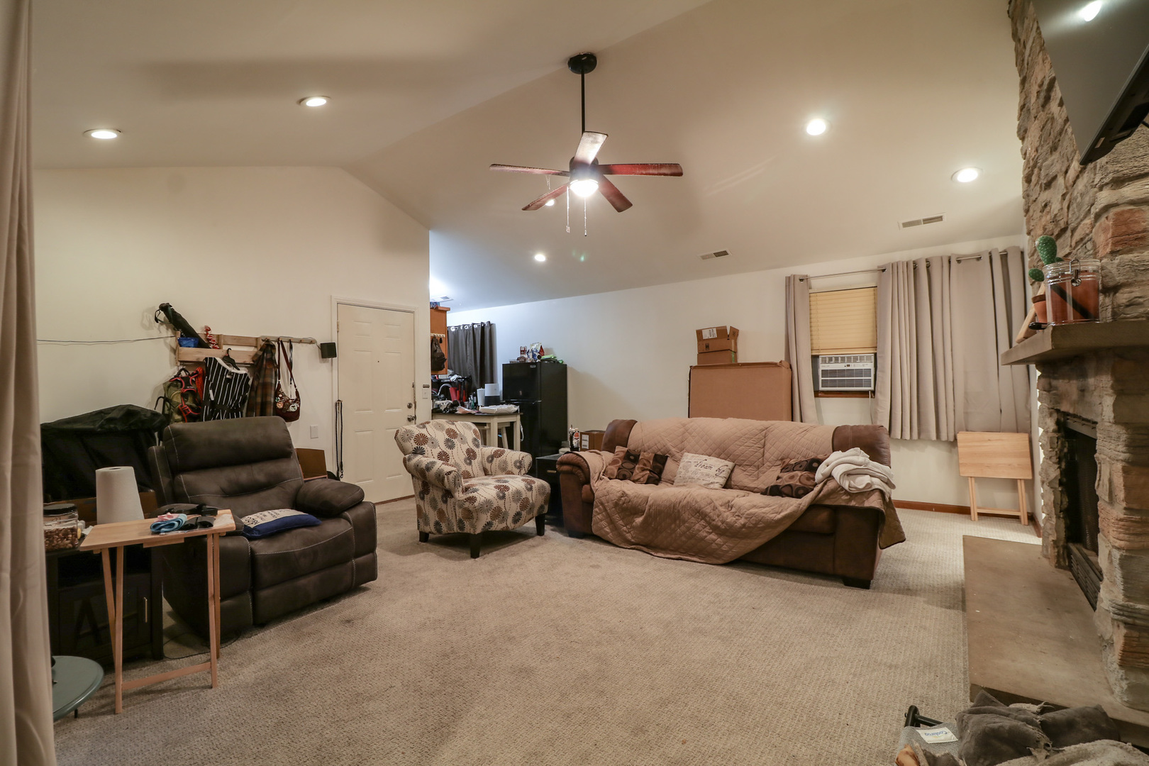 40523 N IL Route 83, Antioch, IL 60002