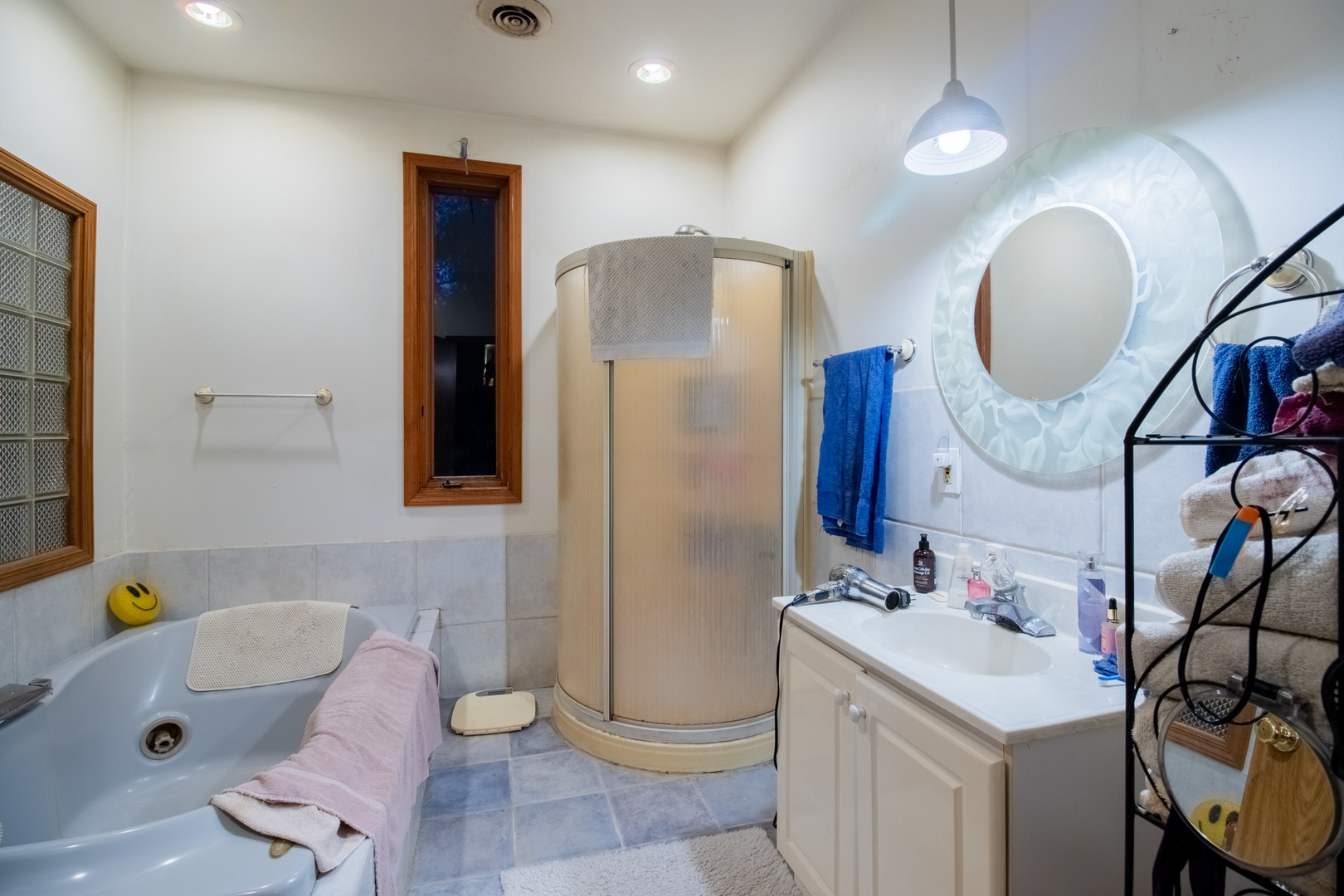 40523 N IL Route 83, Antioch, IL 60002