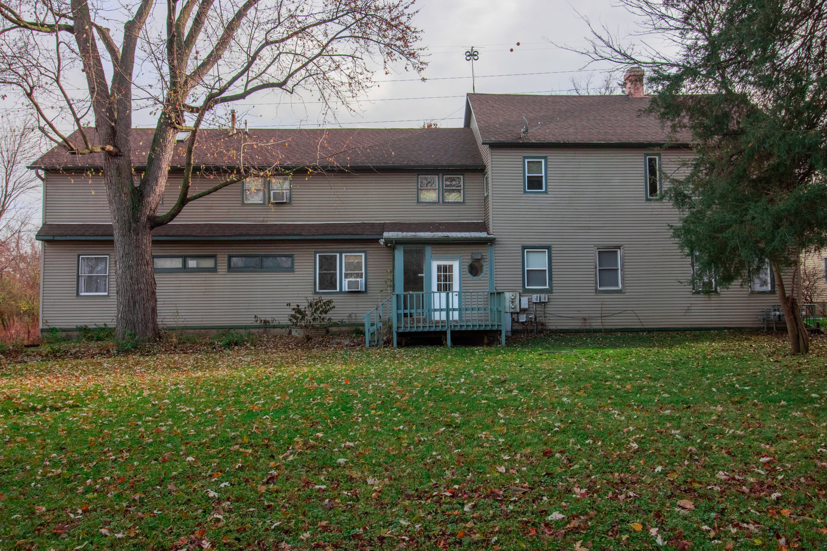 40523 N IL Route 83, Antioch, IL 60002