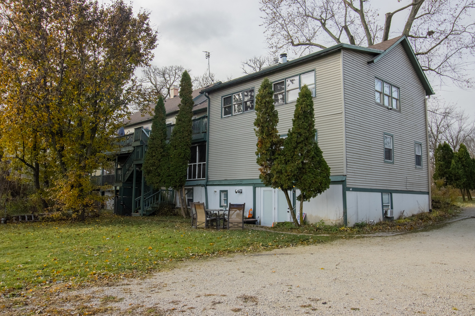 40523 N IL Route 83, Antioch, IL 60002