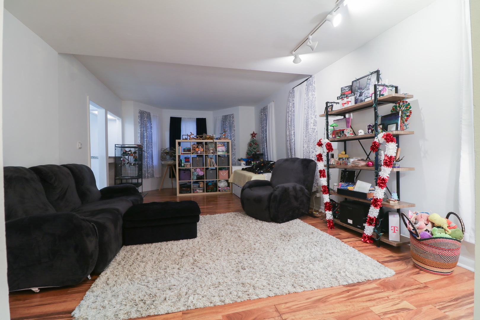 40523 N IL Route 83, Antioch, IL 60002