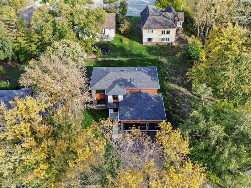 7137 S 87th Avenue, Justice, IL 60458