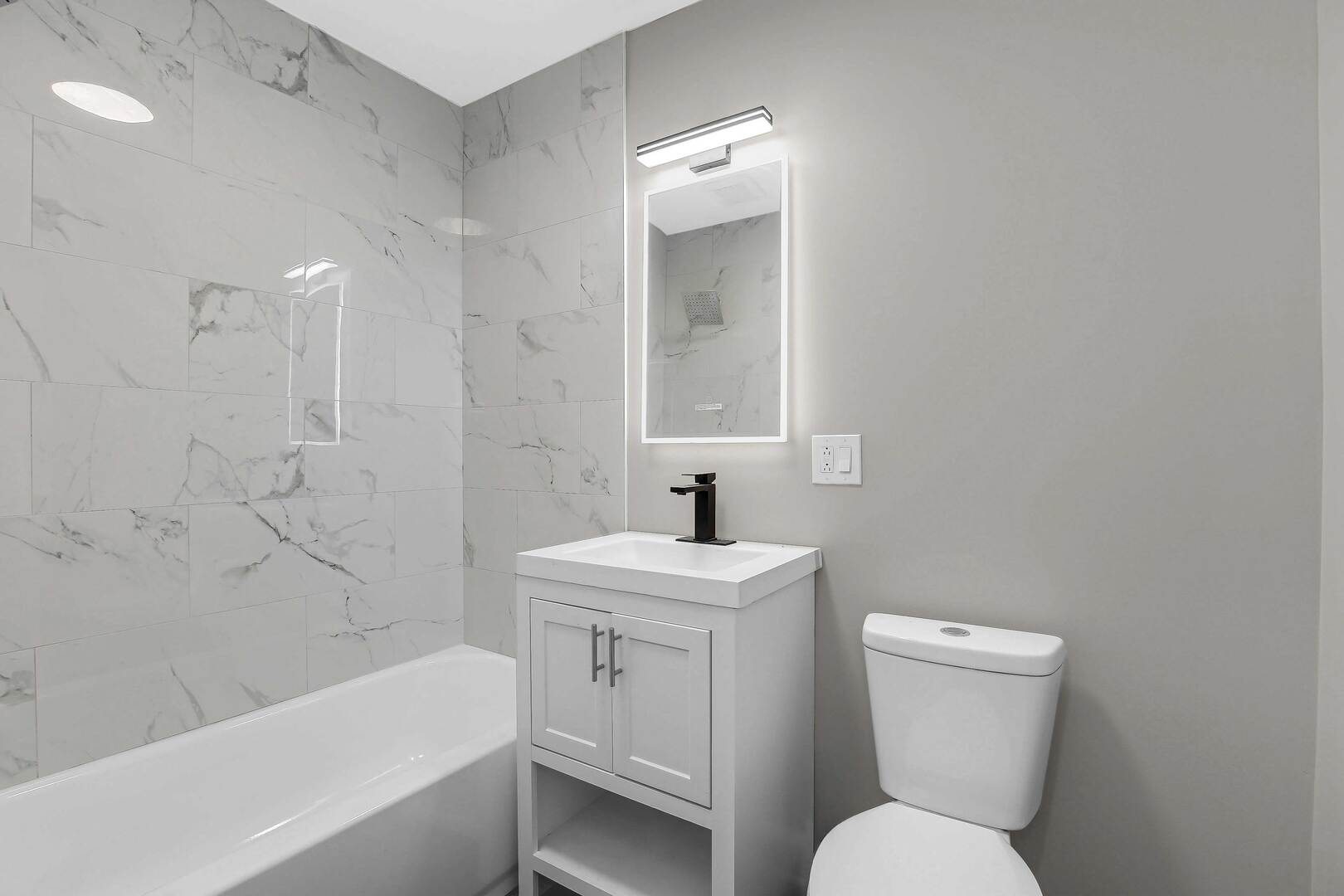 6150 S Ingleside Avenue, Chicago, IL 60637